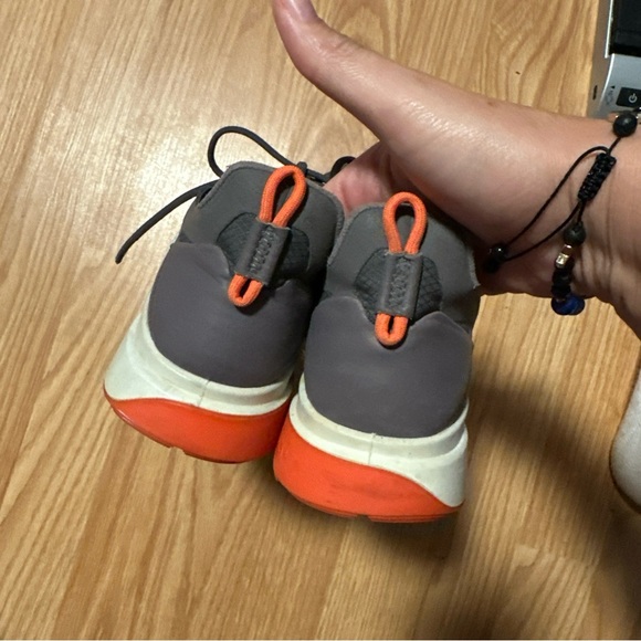 ECCO Zipflex Breathru Hydromax Sneaker Size EU 39 Gray White Orange Hiking - Picture 4 of 7